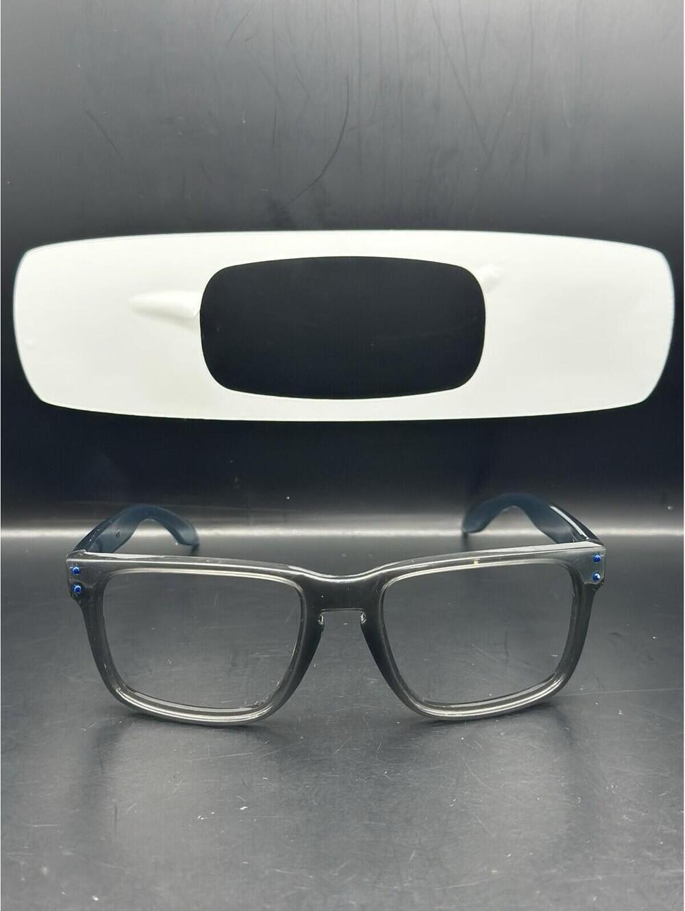 Oakley Holbrook Grey Smoke/Crystal Blue/Black Frame